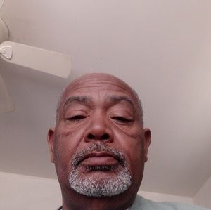 Meet your Posher, Levi